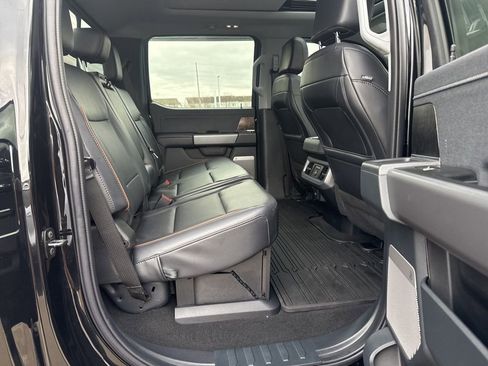 Used 2025 Ford F350 Lariat w/ FX4 Off-Road Package image 38