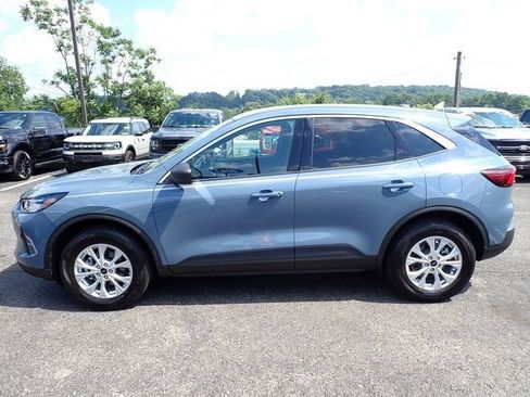 Certified 2024 Ford Escape Active AWD/4WD image 2