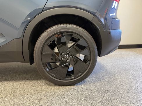 New 2026 Volvo XC40 B5 Ultra w/ Protection Package Premier image 14