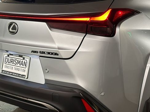 New 2026 Lexus UX 300h AWD image 8