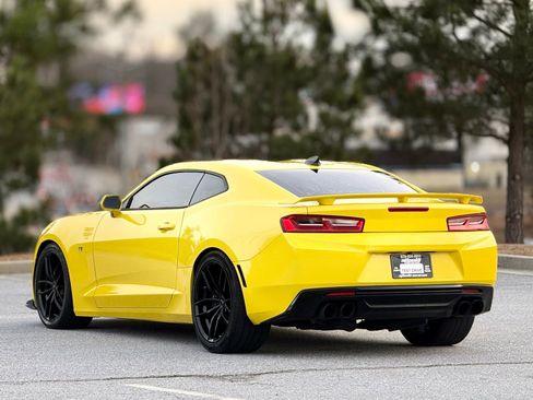 Used 2018 Chevrolet Camaro SS image 9