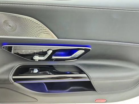 Used 2024 Mercedes-Benz SL 43 AMG image 31