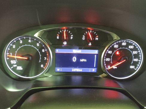 Used 2024 Chevrolet Blazer LT FWD image 23