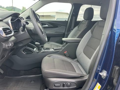 Used 2023 Chevrolet TrailBlazer LT w/ Convenience Package AWD/4WD image 15