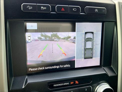 Used 2019 Ford F150 Lariat w/ Equipment Group 502A Luxury AWD/4WD image 27