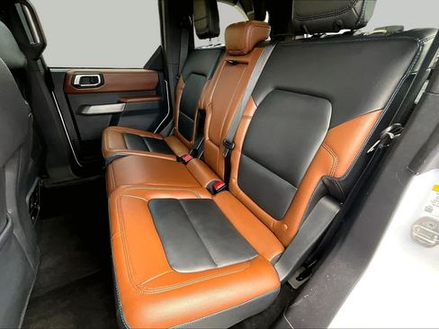 Used 2023 Ford Bronco Outer Banks AWD/4WD image 21