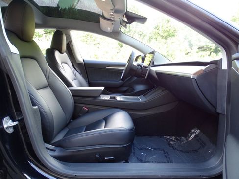 Used 2023 Tesla Model 3 Standard Range RWD image 41