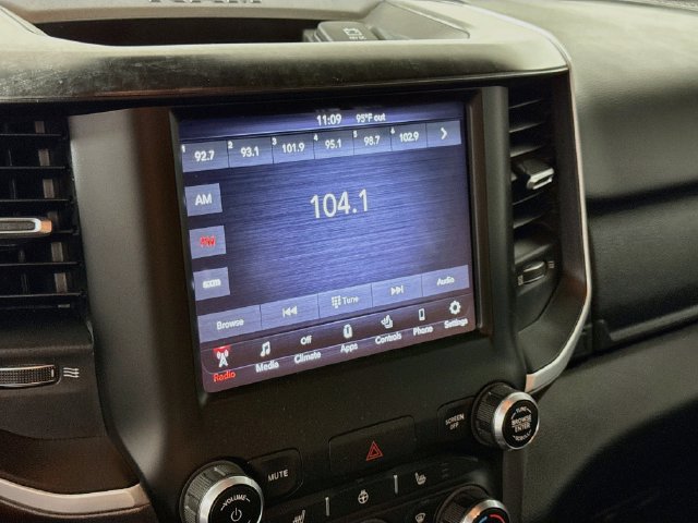 Used 2020 RAM 1500 Big Horn AWD/4WD image 14