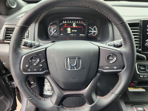 Certified 2022 Honda Passport TrailSport image 9