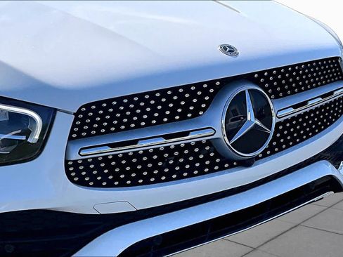 Used 2022 Mercedes-Benz GLC 300 4MATIC image 29