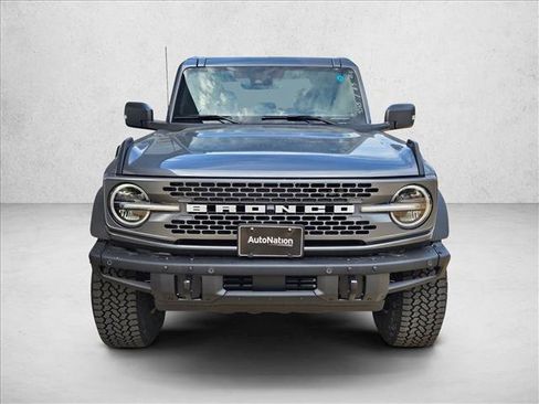 New 2025 Ford Bronco Badlands image 6