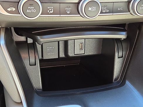 Used 2020 Honda Accord Hybrid image 28