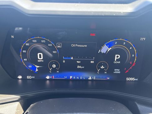 Used 2024 Chevrolet Colorado W/T RWD image 10