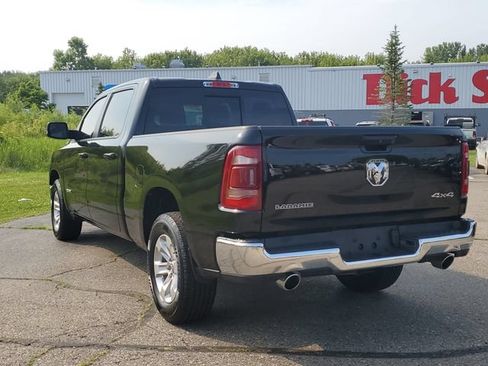 Used 2023 RAM 1500 Laramie AWD/4WD image 5