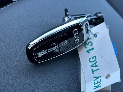 New 2026 Audi Q8 Premium Plus image 24