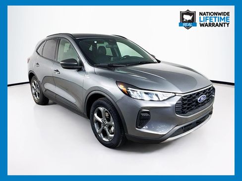 Used 2025 Ford Escape ST-Line image 1