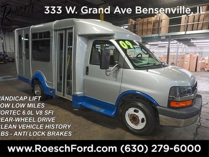 Used 2009 Chevrolet Express 3500 w/ Shuttle Bus Package
