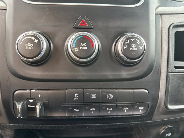 Used 2016 RAM 3500 Tradesman w/ Chrome Appearance Group AWD/4WD image 27