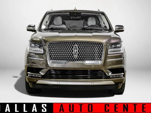 Used 2020 Lincoln Navigator L Black Label AWD/4WD image 2