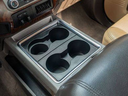 Used 2012 Ford F250 Lariat image 29