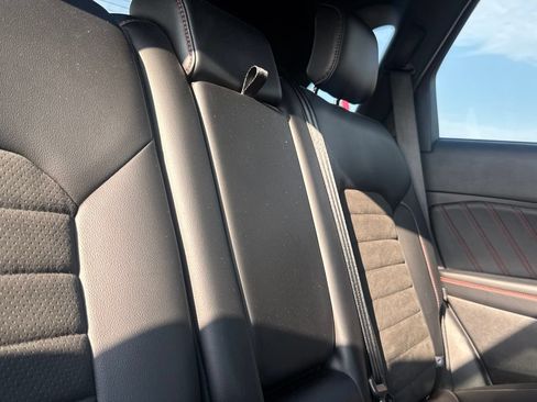 Used 2020 Ford Edge ST-Line FWD image 34