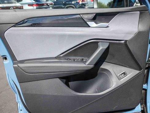 New 2026 Volkswagen Tiguan SE image 30