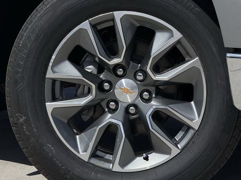 New 2026 Chevrolet Silverado 1500 LT w/ Texas Edition Plus RWD image 9