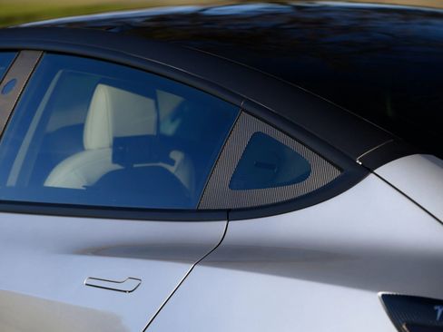 Used 2018 Tesla Model 3 Long Range image 28