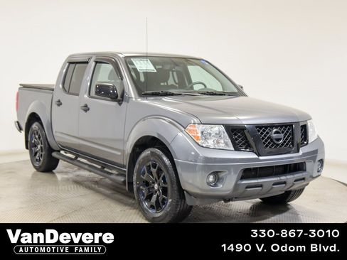 Used 2021 Nissan Frontier SV w/ Midnight Edition Floor Mats image 1