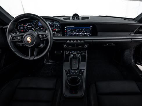 Certified 2022 Porsche 911 Carrera 4S image 12