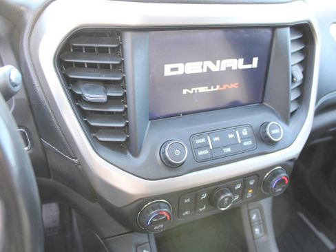 Used 2019 GMC Acadia Denali w/ Technology Package image 15