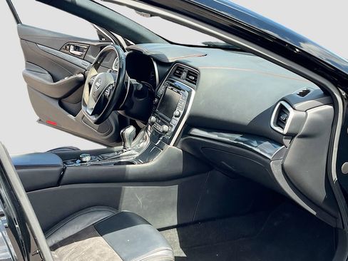 Used 2021 Nissan Maxima SR w/ Sport Mat Group FWD image 28