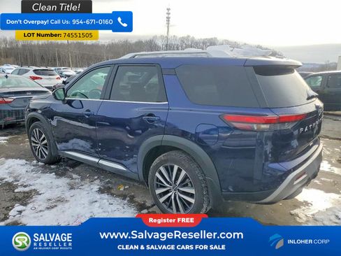 Used 2022 Nissan Pathfinder Platinum AWD/4WD image 3