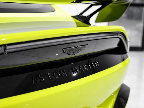 Used 2023 Aston Martin V12 Vantage image 41