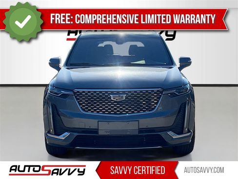 Used 2022 Cadillac XT6 Premium Luxury image 2