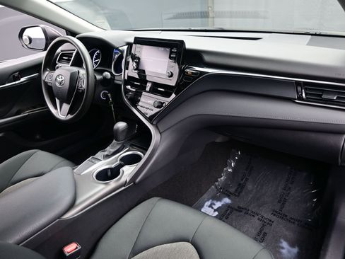 Used 2024 Toyota Camry LE image 15