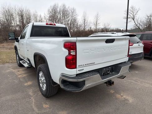 Used 2022 Chevrolet Silverado 2500 LT w/ Convenience Package image 6