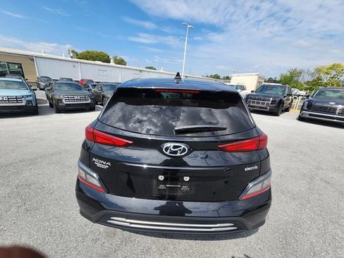 Certified 2023 Hyundai Kona SEL FWD image 13