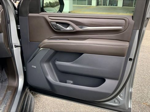 Used 2024 GMC Yukon Denali w/ Advanced Technology Package image 22