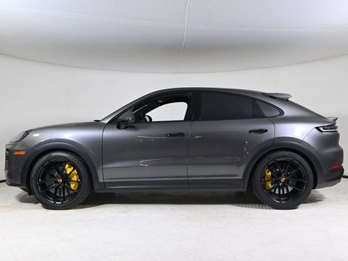 Certified 2026 Porsche Cayenne Turbo GT image 2