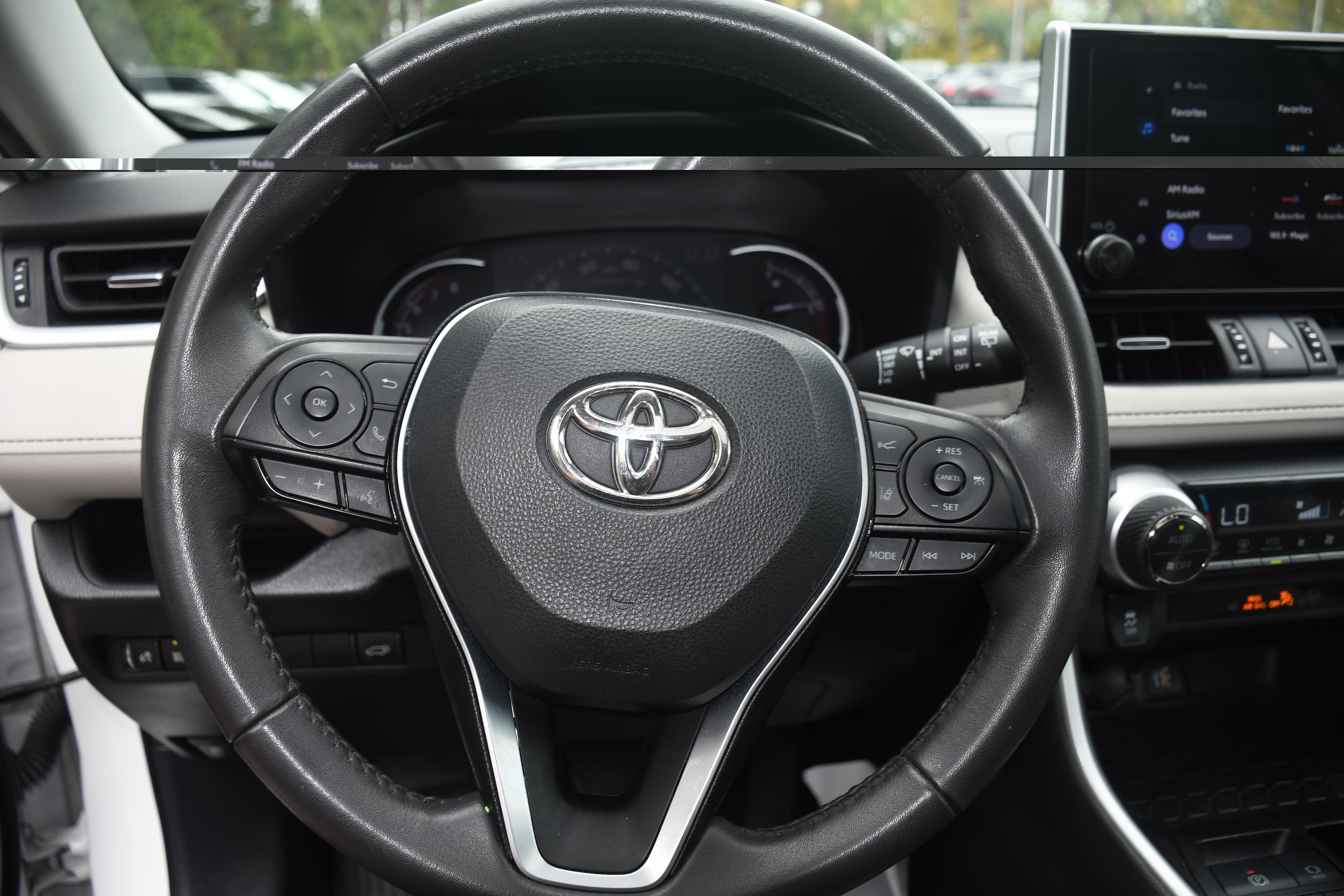 Used 2023 Toyota RAV4 XLE Premium FWD image 13