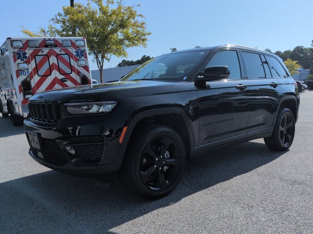 Certified 2023 Jeep Grand Cherokee Altitude AWD/4WD image 7