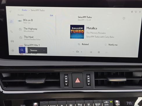 New 2025 Lexus ES 350 ES 350 w/ Premium Package image 12