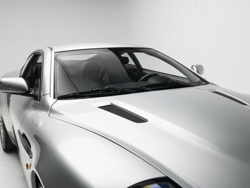 Used 2005 Aston Martin Vanquish S image 50