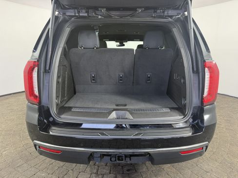 Used 2022 GMC Yukon AT4 AWD/4WD image 7
