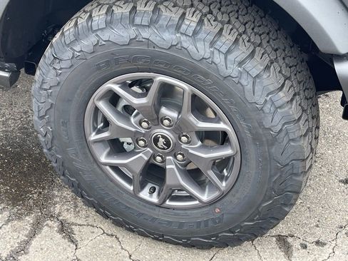 New 2025 Ford Bronco Badlands image 27