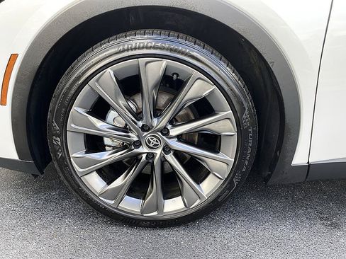 Certified 2024 Toyota Crown w/ Advanced Technology Package AWD/4WD image 9