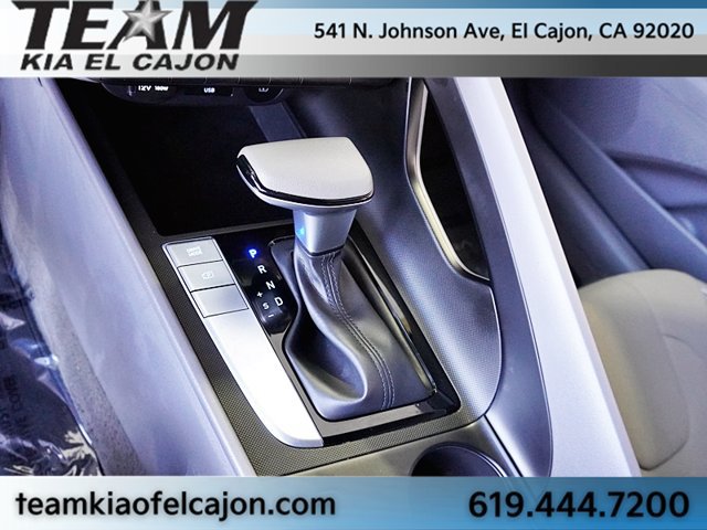 Used 2024 Hyundai Elantra SEL FWD image 30