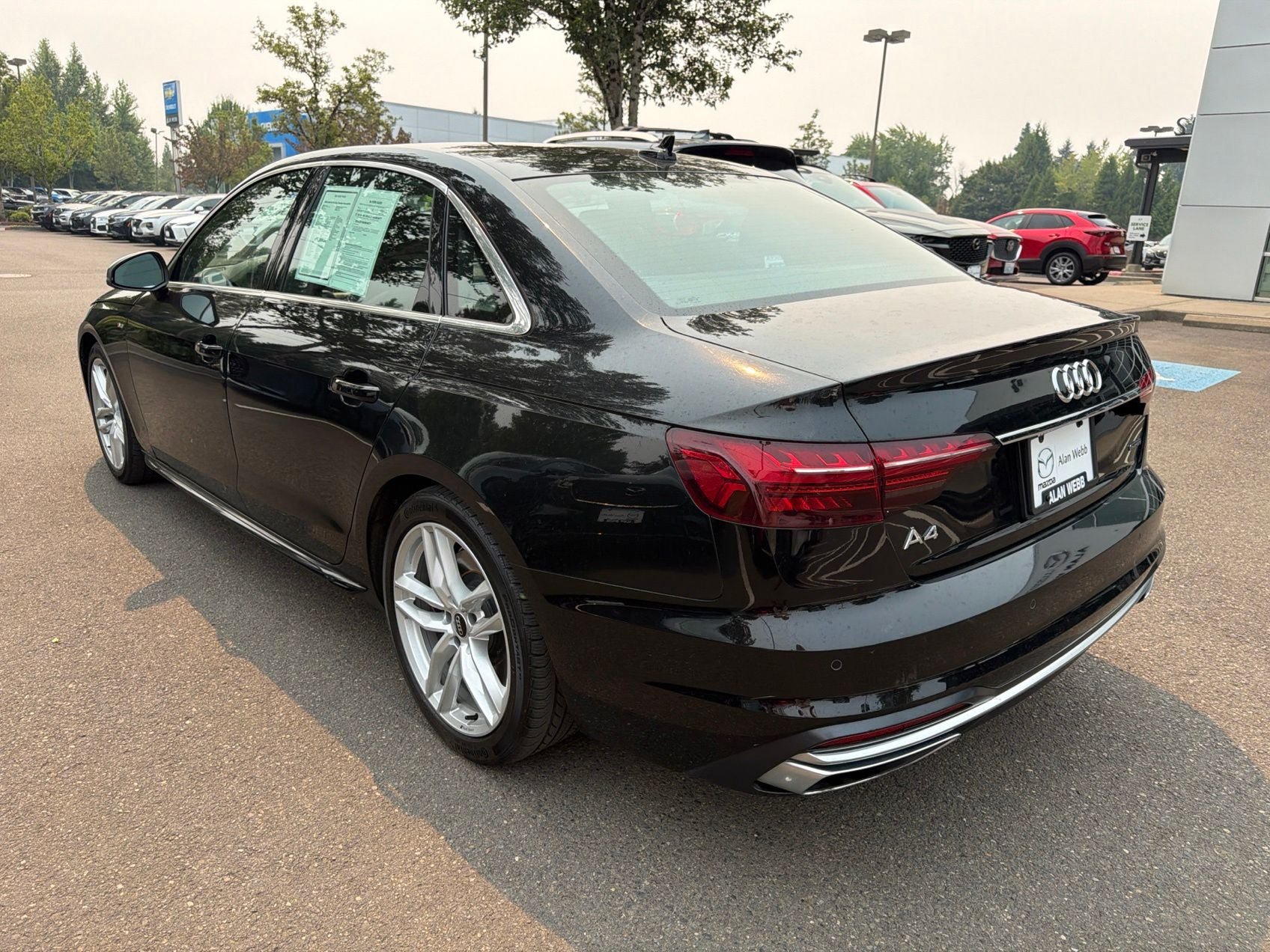 Used 2024 Audi A4 2.0T Premium Plus AWD/4WD image 2