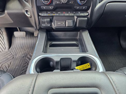 Used 2021 Chevrolet Silverado 1500 LT Trail Boss w/ Convenience Package II AWD/4WD image 26